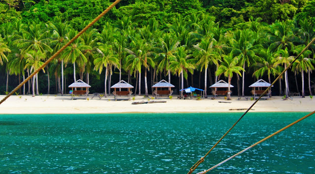 A beach in the Philippines near El Nido