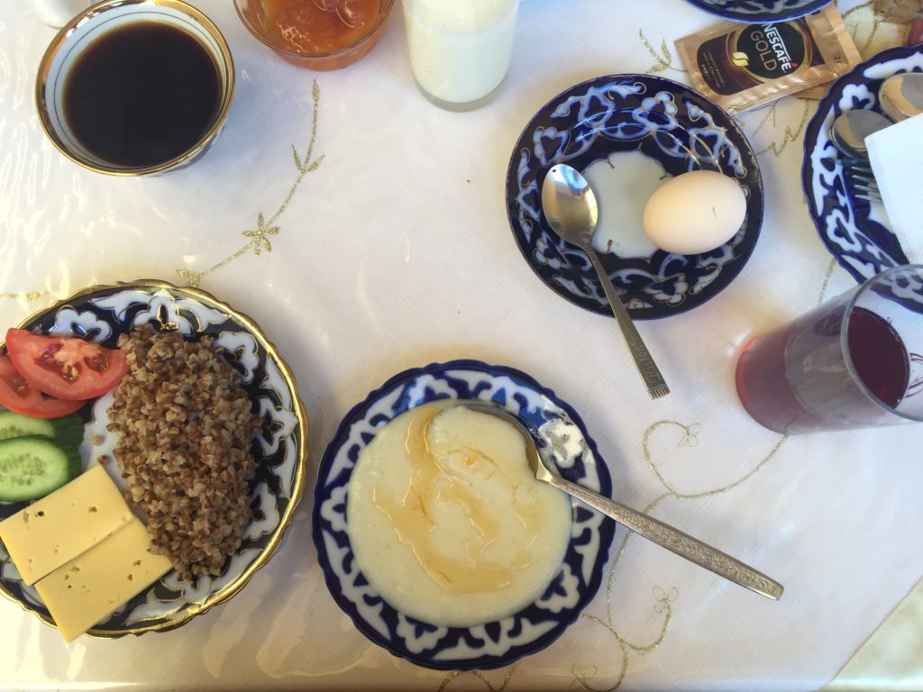 Breakfast dishes in Uzbekistan, including semolina and boiled eggs